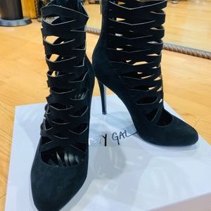 Nasty Gal Suede Heels Size 6.5